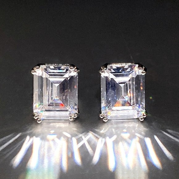 3.79Ct Emerald Cut Square Austrian Crystal VVS1 Simulated Diamond Studs Earrings - Picture 3 of 16